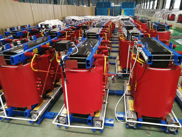 离石2500KVA干式变压器